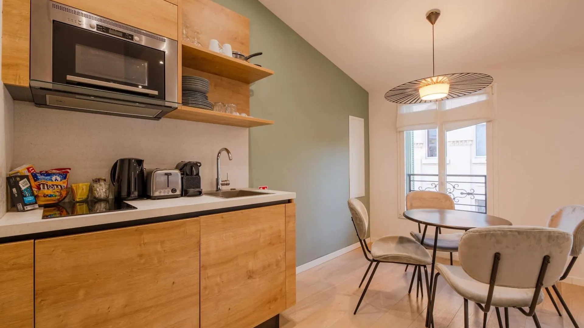 Scandinavian Urban 4 - 1Br Apartment In Cannes Center Close To The Beach And The Palais فرنسا